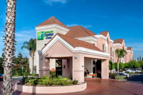  Holiday Inn Express Lathrop - South Stockton, an IHG Hotel  Латроп